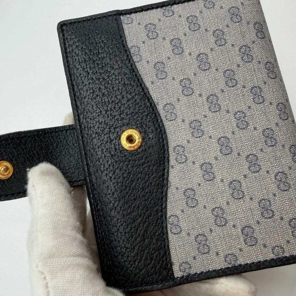 Gucci Black and Gray GG Canvas Snap Wallet - Picture 5 of 10